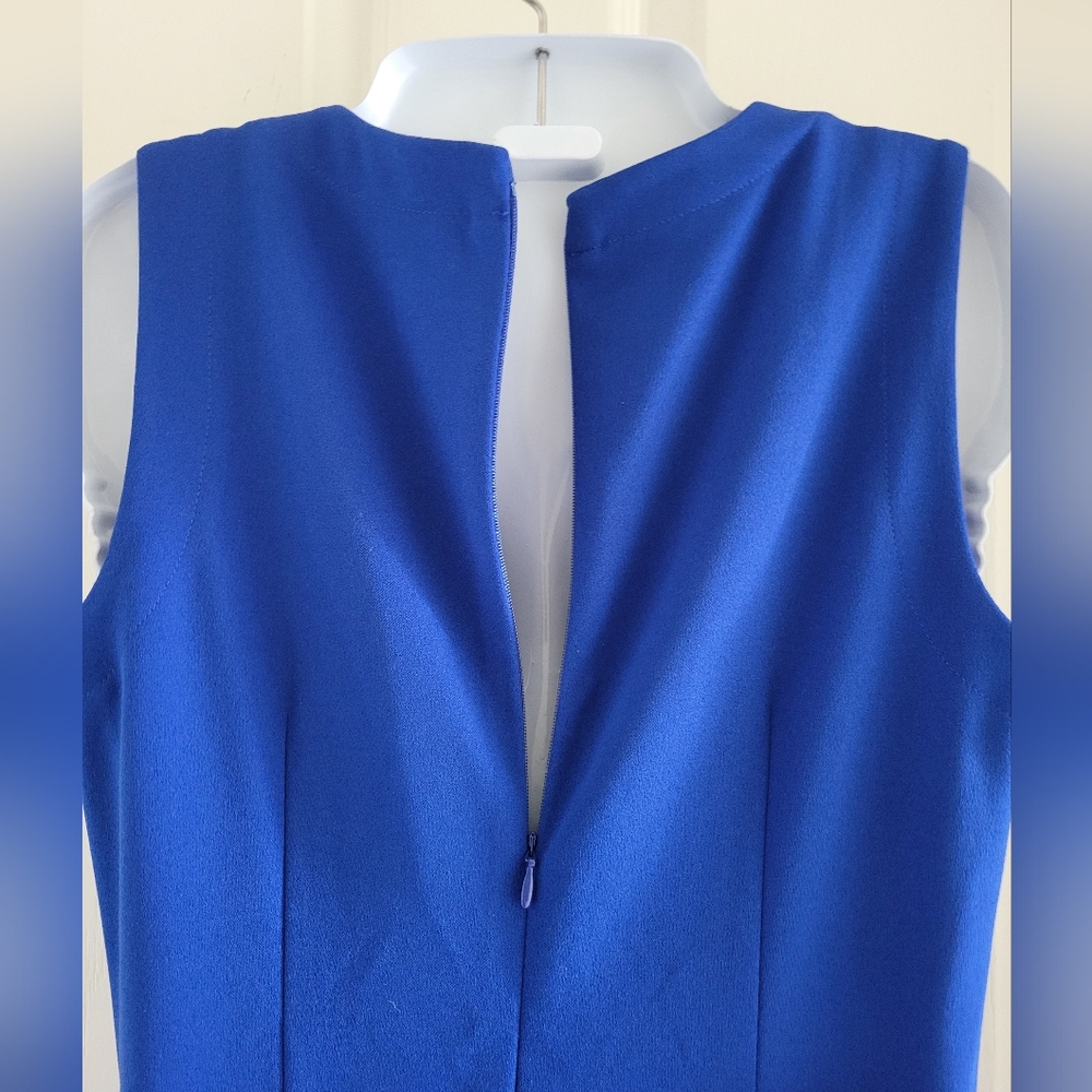 ✨️HP✨️Calvin Klein | NWOT Royal Blue Scuba Crepe V-Neck Ruffle Trim Midi Dress - Picture 7 of 13